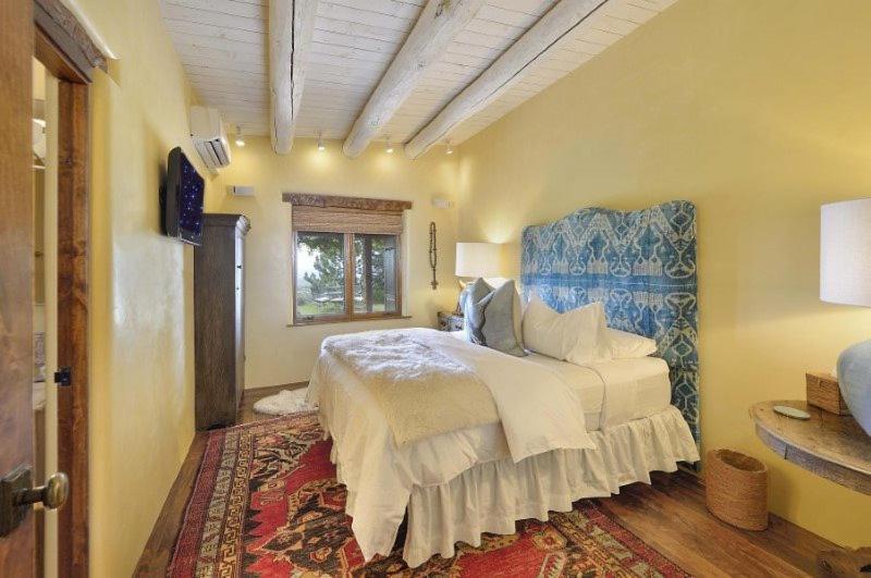 Ponderosa Estate *
